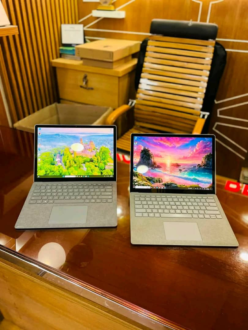 MICROSOFT SURFACE 2 G8, Core i5, 8Gb Ram & 256Gb SSD