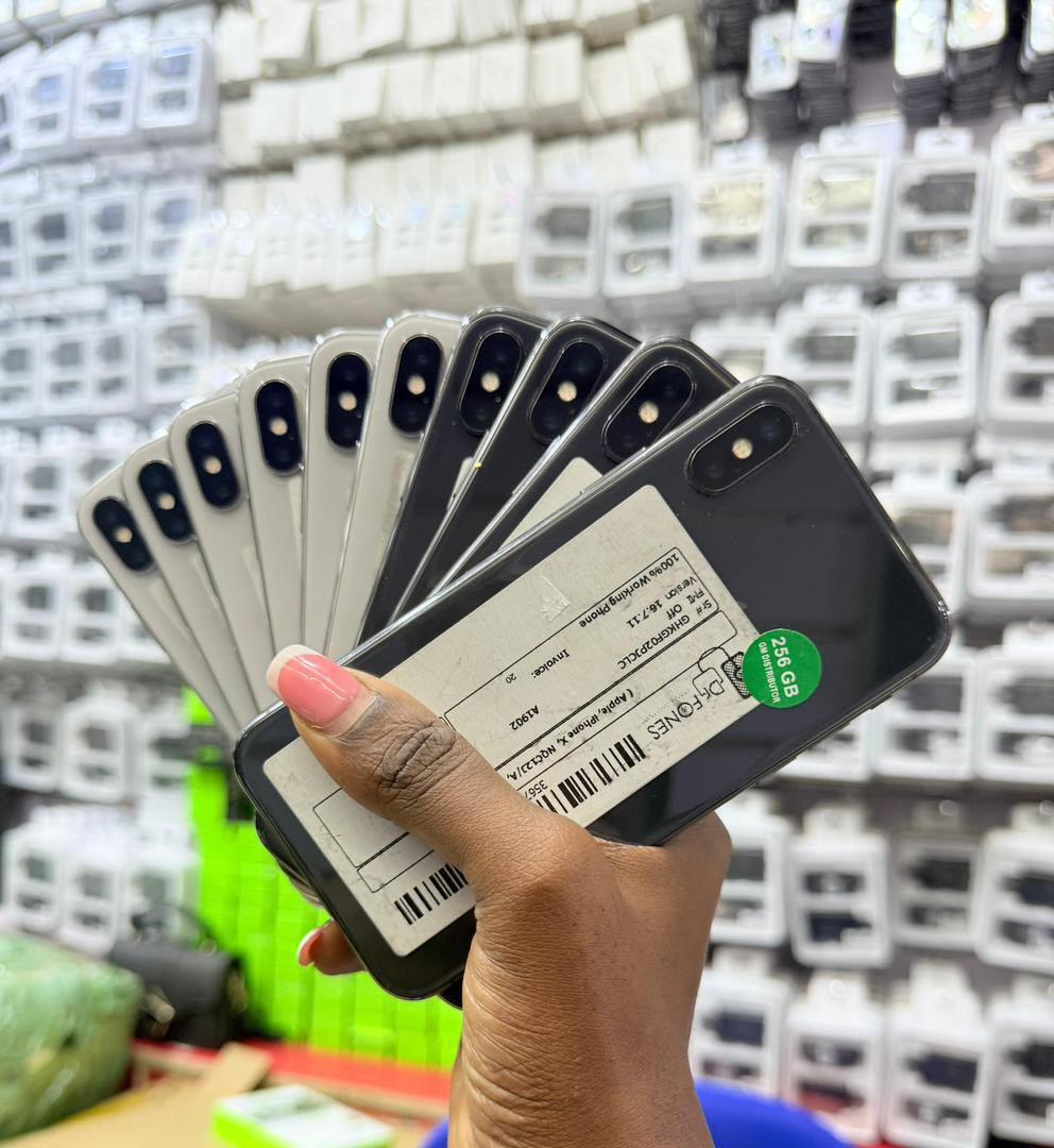 Like New Grade AA++ UK Used iPhone X