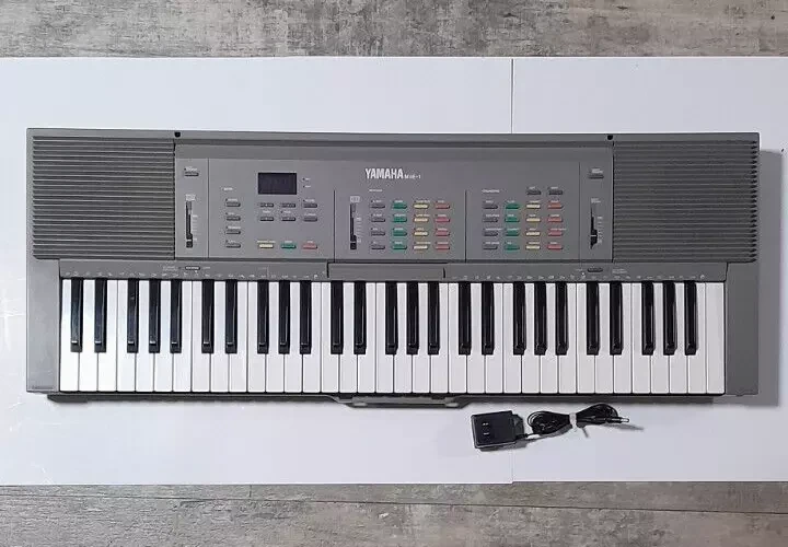 Yamaha MIE-1 Electronic Keyboard With Power Chord-Tested