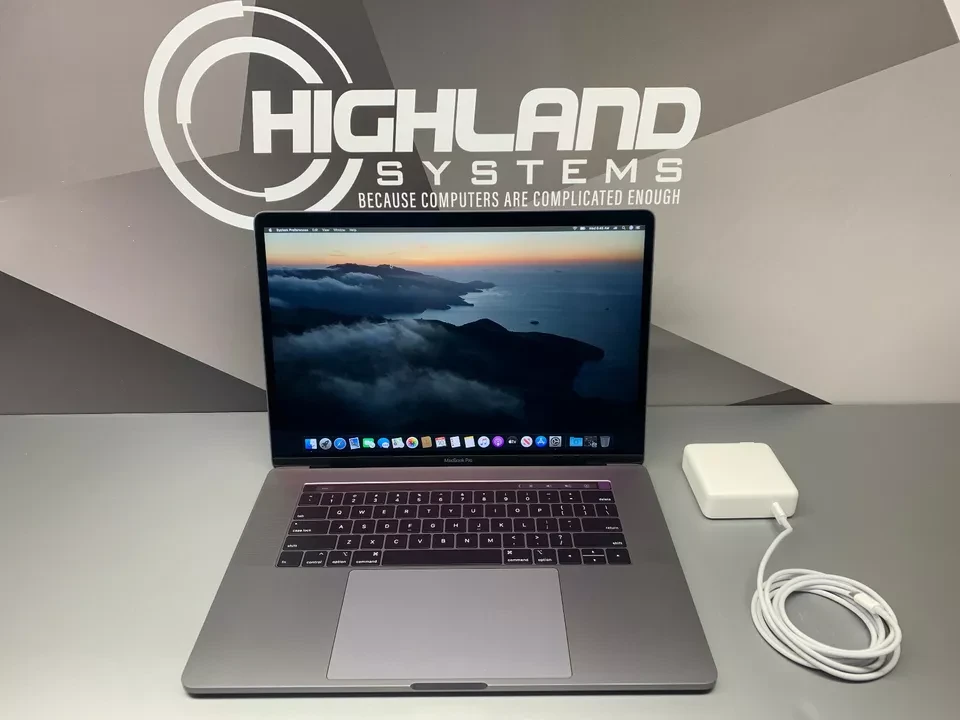 VENTURA MACBOOK PRO 15 TOUCHBAR - 8 CORE 2.3GHz i9 TURBO - 32GB RAM 1TB SSD