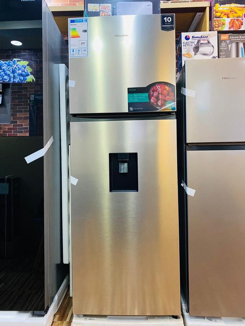Hisense 419L Double Door Fridge With Dispenser